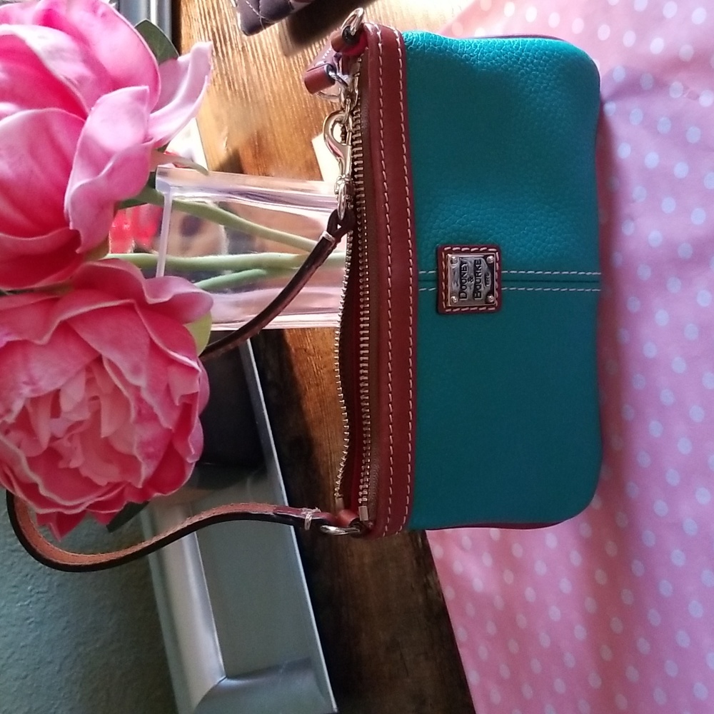 Dooney Bourke Clutch/Wristlet